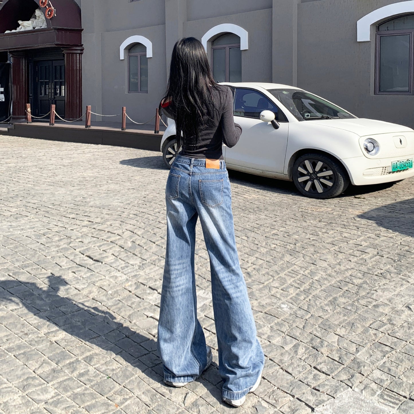 High-Waist Versatile Belted Flared Jeans for Women