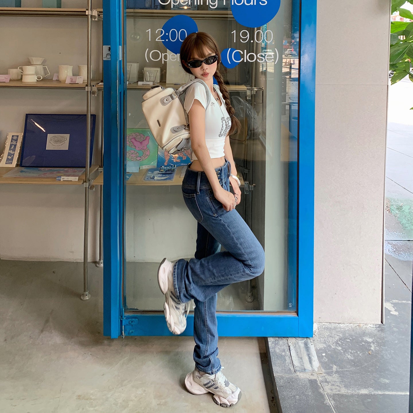 Women's Low Waist Flared Jeans Slim Fit Elastic Straight Leg Horseshoe Pants