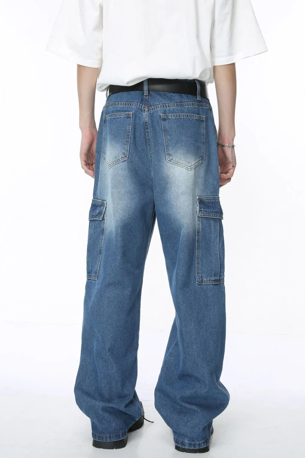 Premium Baggy Jeans with Cargo Pockets