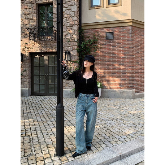 Street Straight Leg Jeans for Women with Unique Pockets and Casual Style