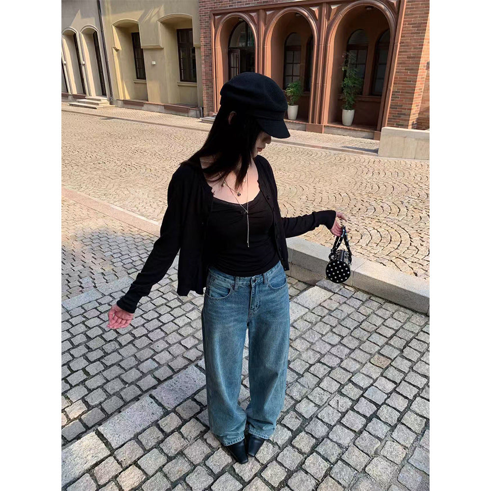 Street Straight Leg Jeans for Women with Unique Pockets and Casual Style