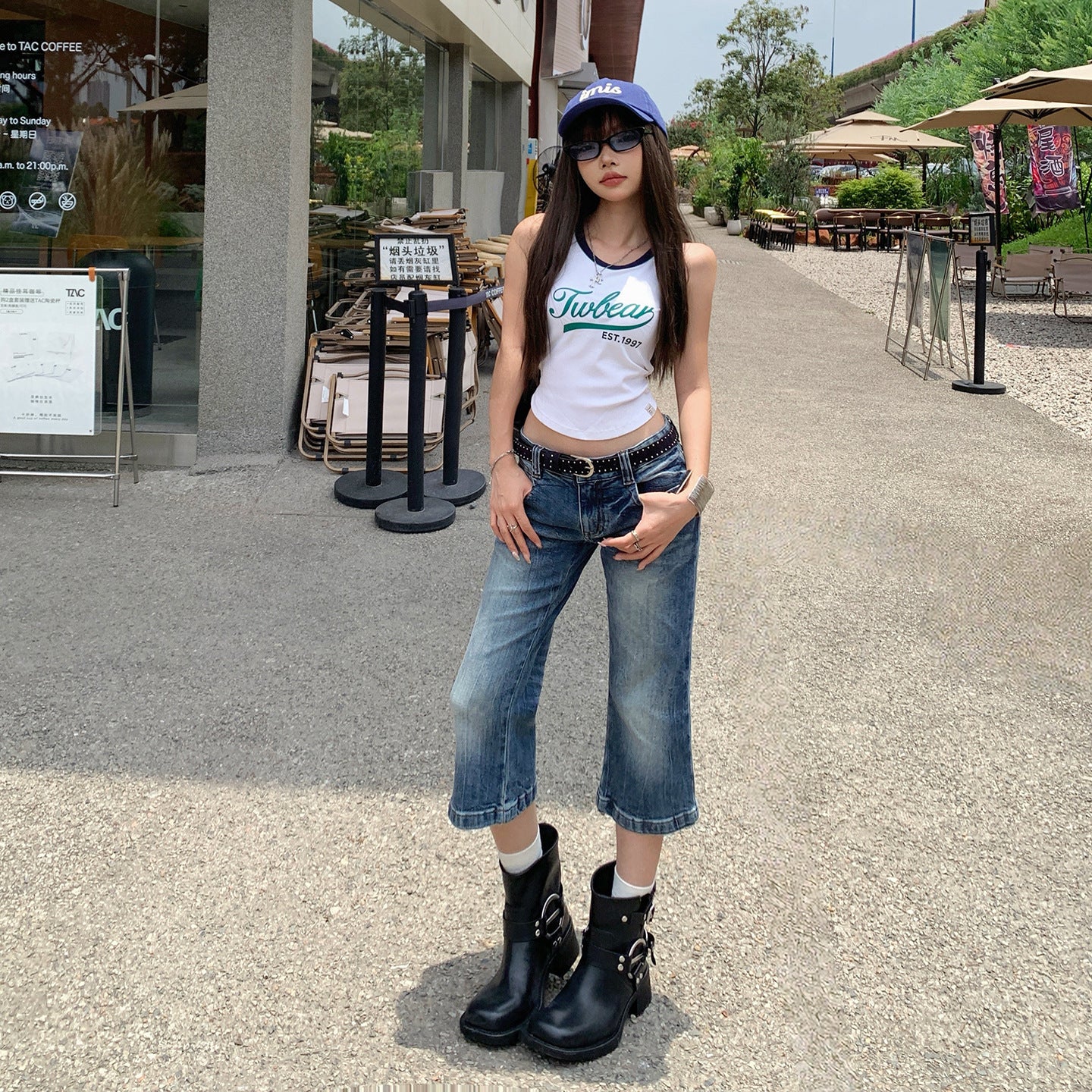 Women's Low-Waist Flare Capri Pants - Slimming Versatile Denim Trousers