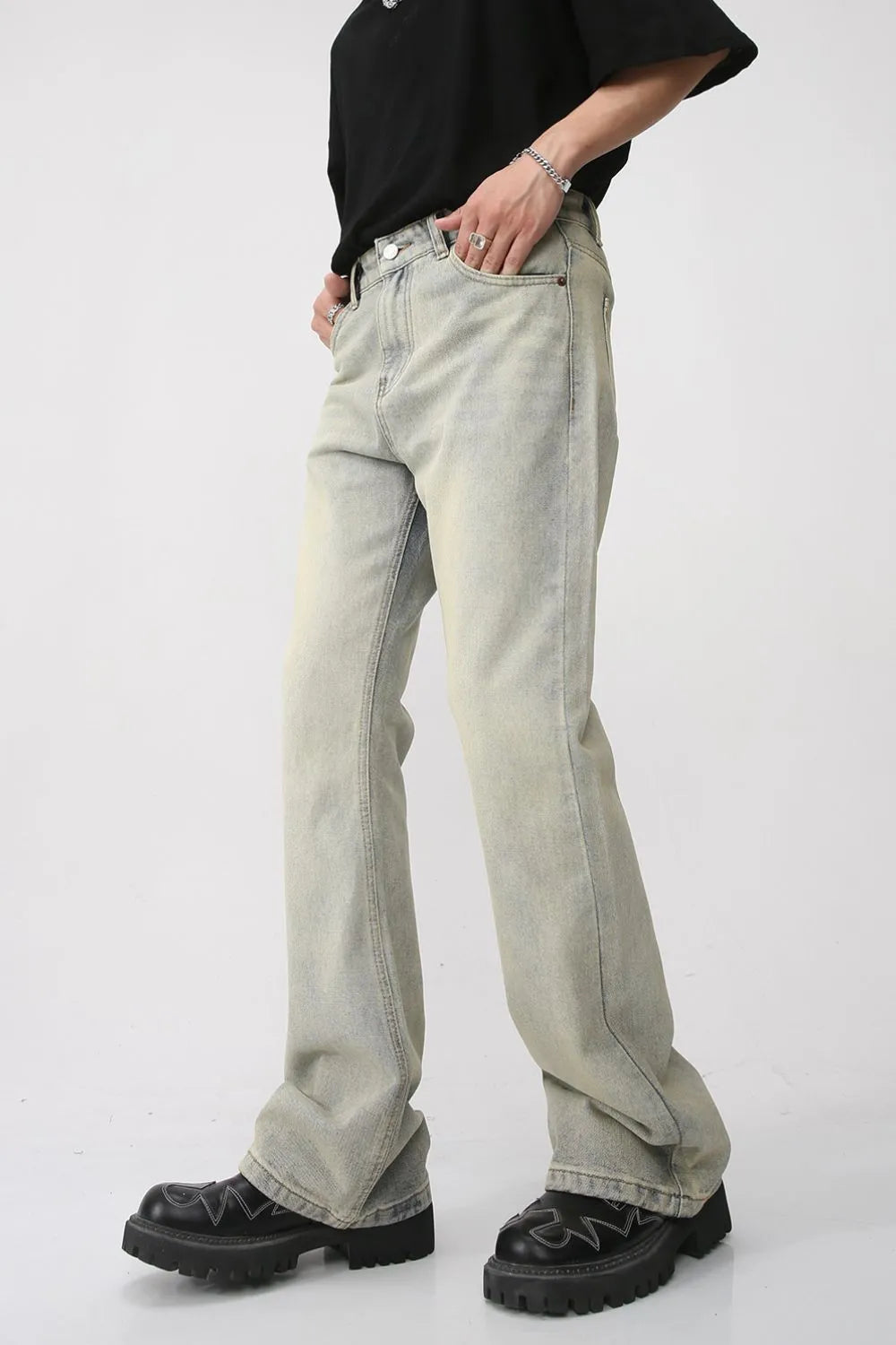 Premium Mid Rise Jeans with Pockets - Japanese Denim