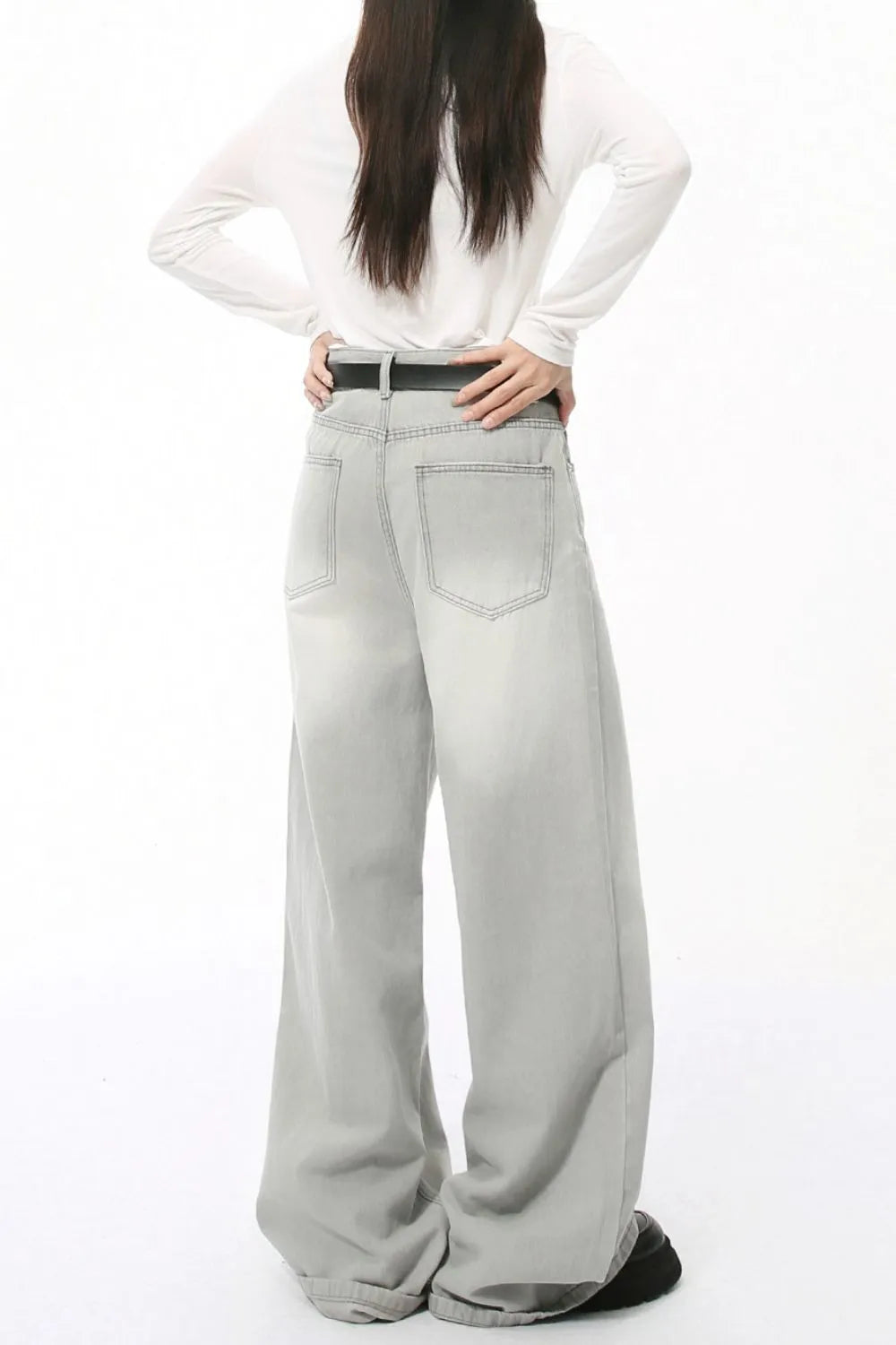 Premium Wide Leg Jeans with Pockets