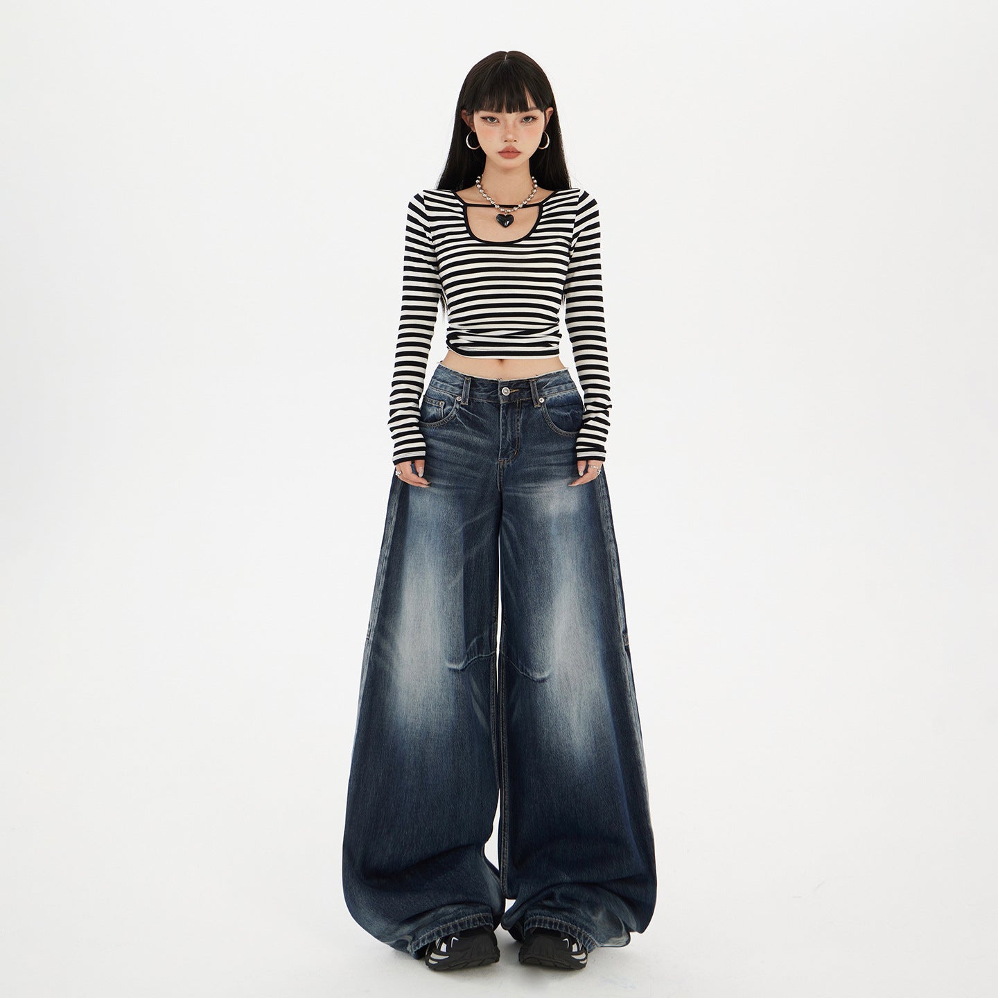 Women's Wide-Leg Jeans - Washed Blue Pear-Shaped Slant Pants
