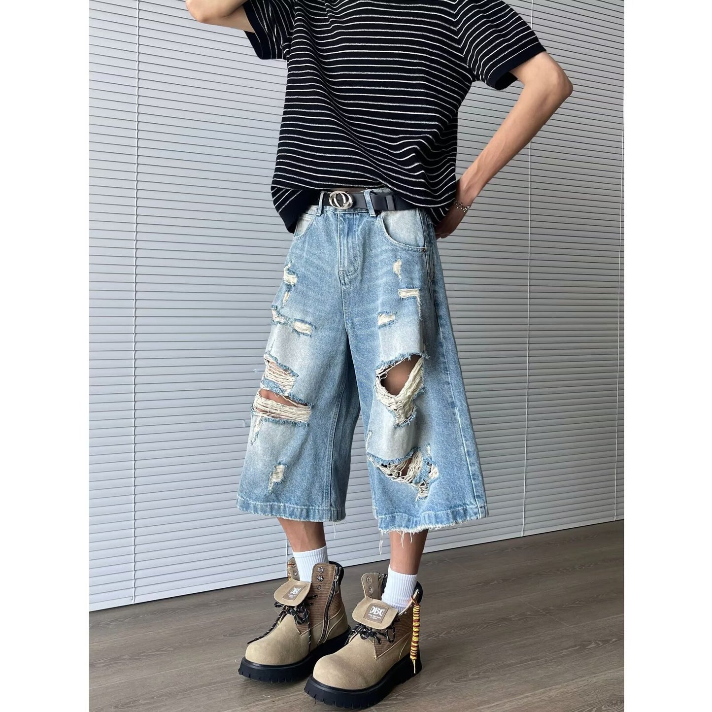 Ripped Denim Seven-Part Washed Distressed Wide Leg Shorts