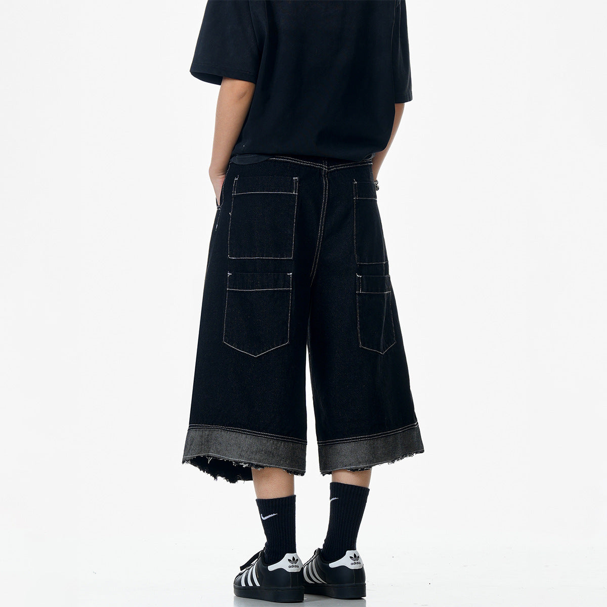 Splicing Silhouette Loose Wide Leg Curved Knife Shorts - Black