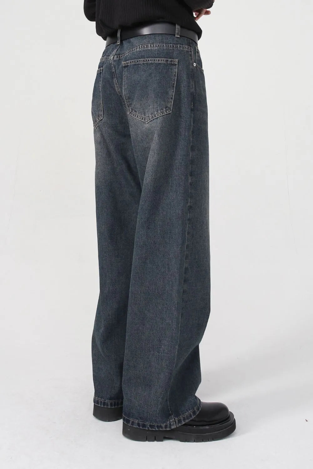 Premium Wide Leg Jeans with Pockets - Japanese Denim