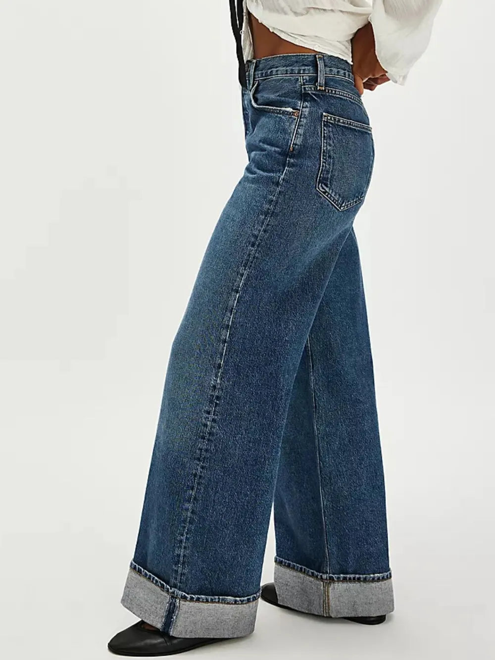 Premium Cuffed Jeans with Pockets