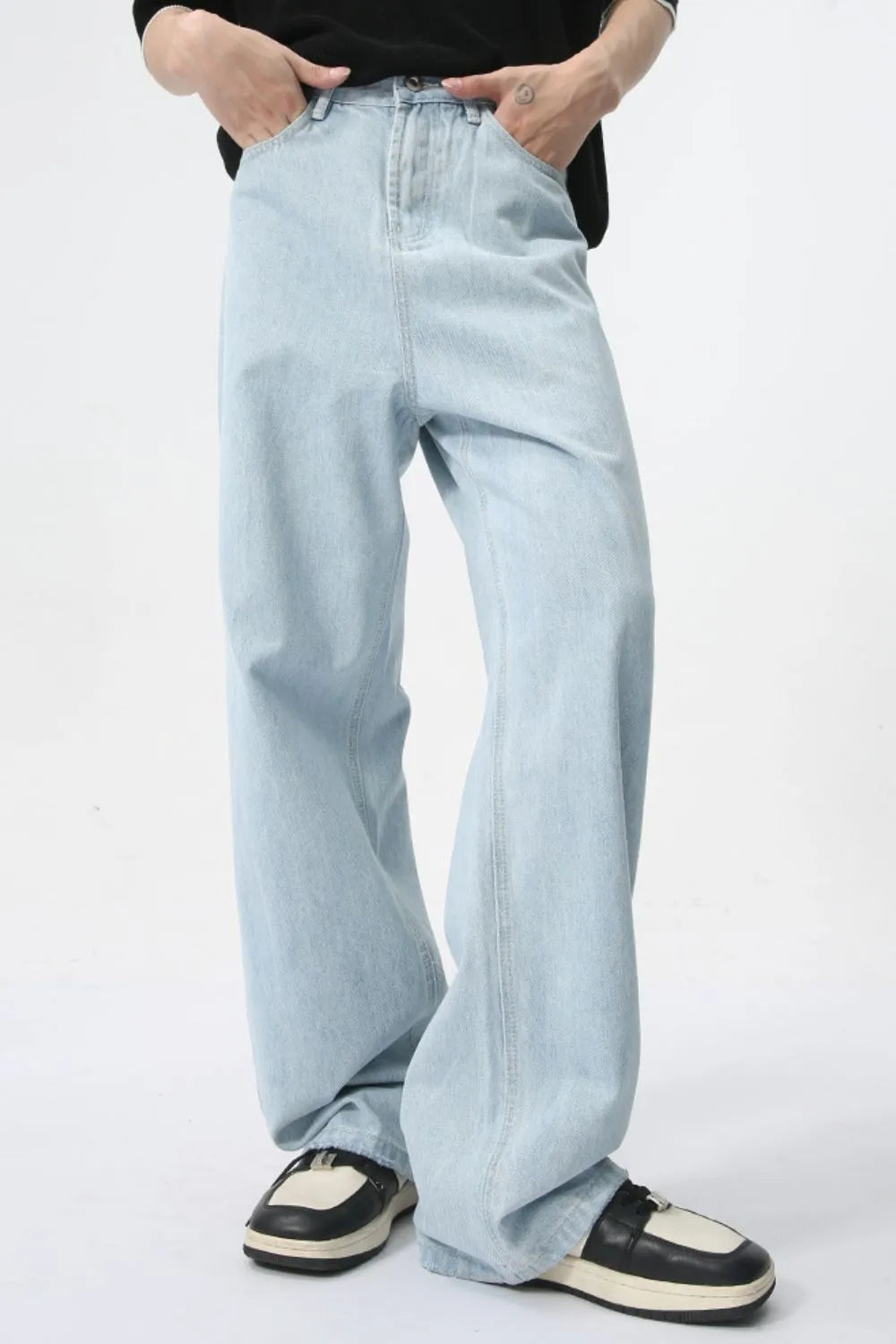 Premium Wide Leg Jeans with Pockets