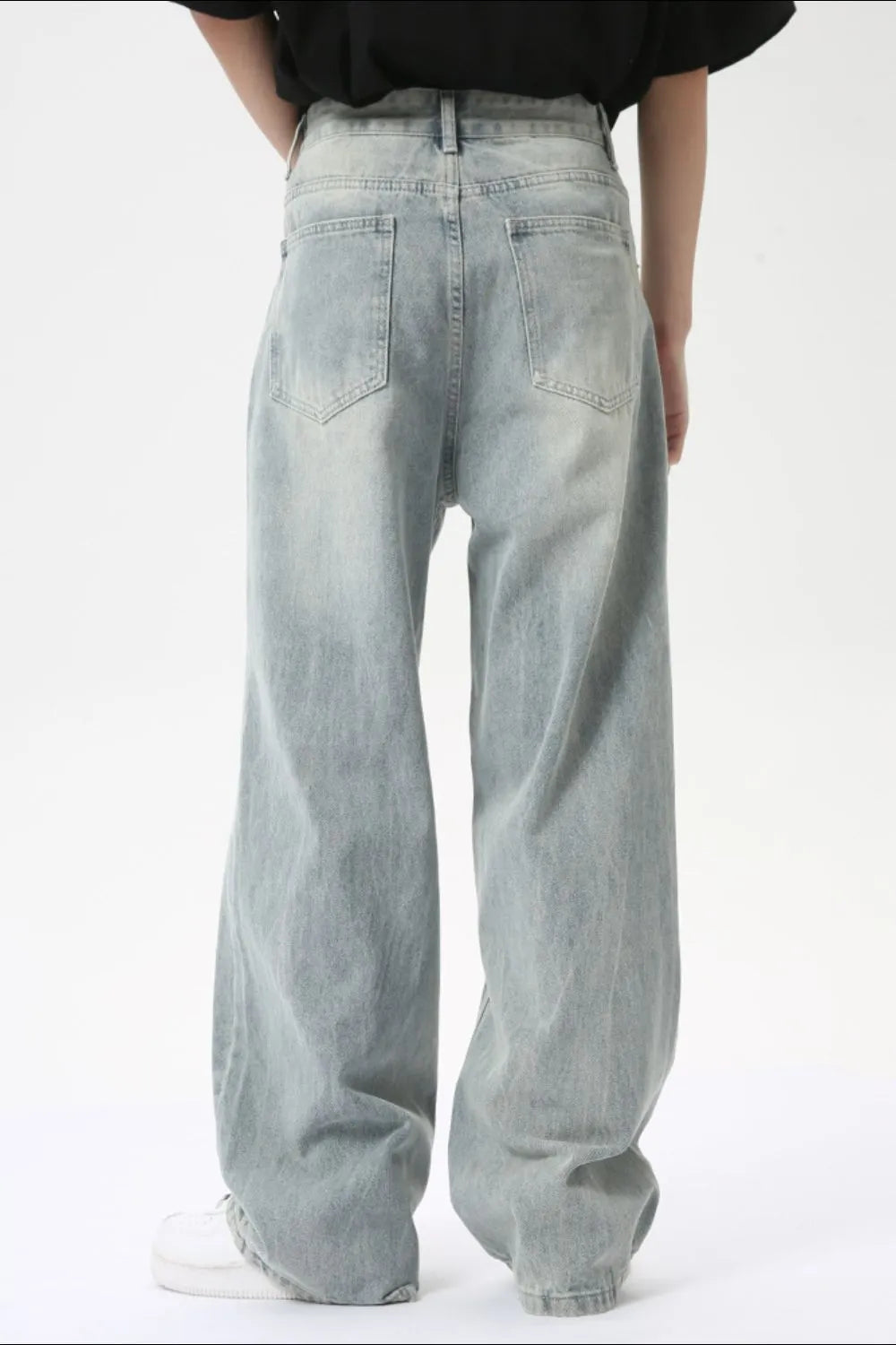 Premium Wide Leg Jeans with Pockets