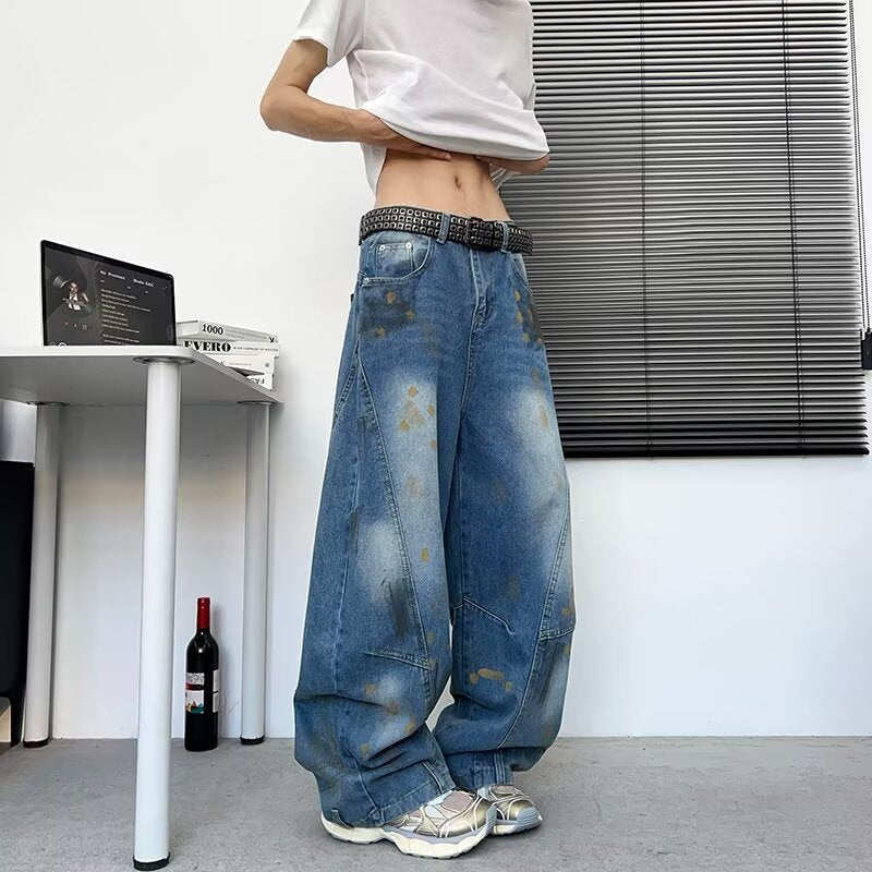 Old Graffiti Curved Knife Jeans for Men - Summer Style