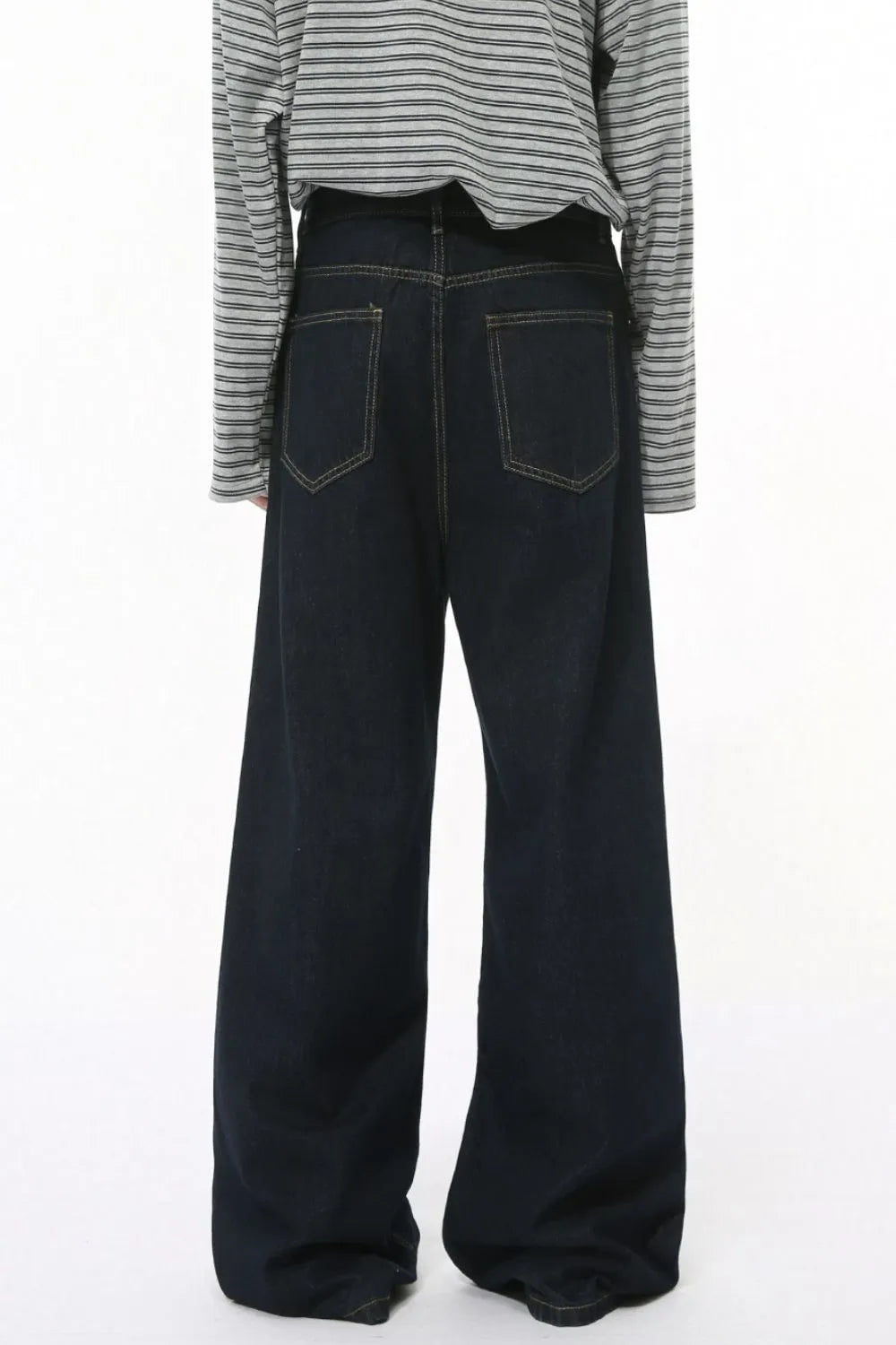 Premium Wide Leg Jeans with Pockets