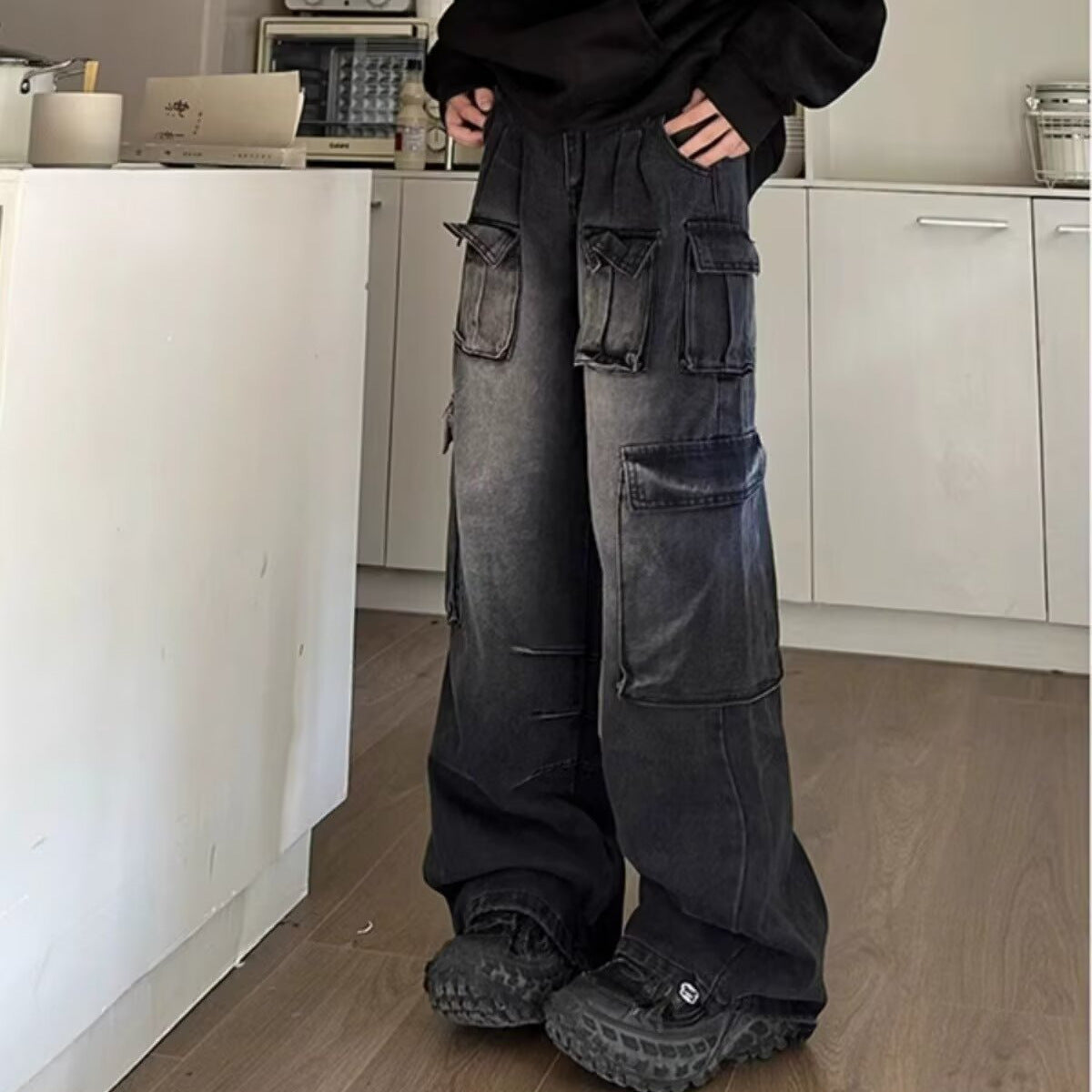 Spring and Autumn Multi Pocket Straight Leg Wide Leg Pants