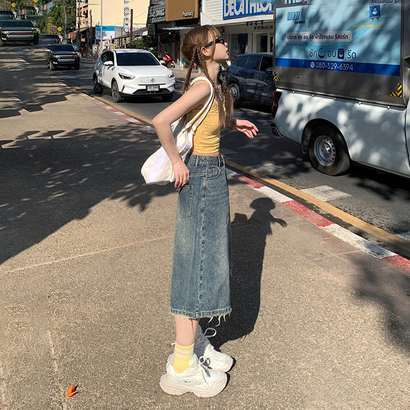 Women's Denim Shorts Straight Leg A-Line Mid-Waist Frayed Cutoffs