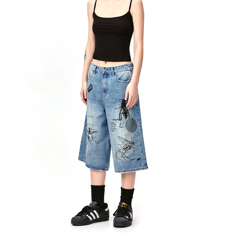 Street Graffiti Print Destroyed Hole Seven-Quarter Denim Shorts for Men