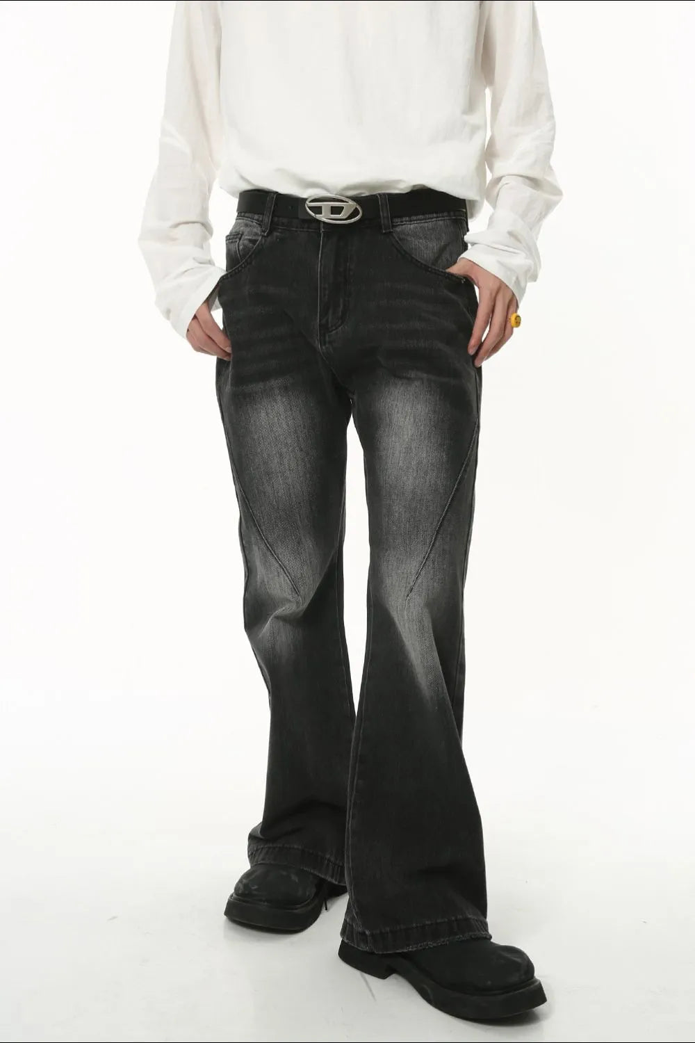 Premium Washed Jeans with Pockets