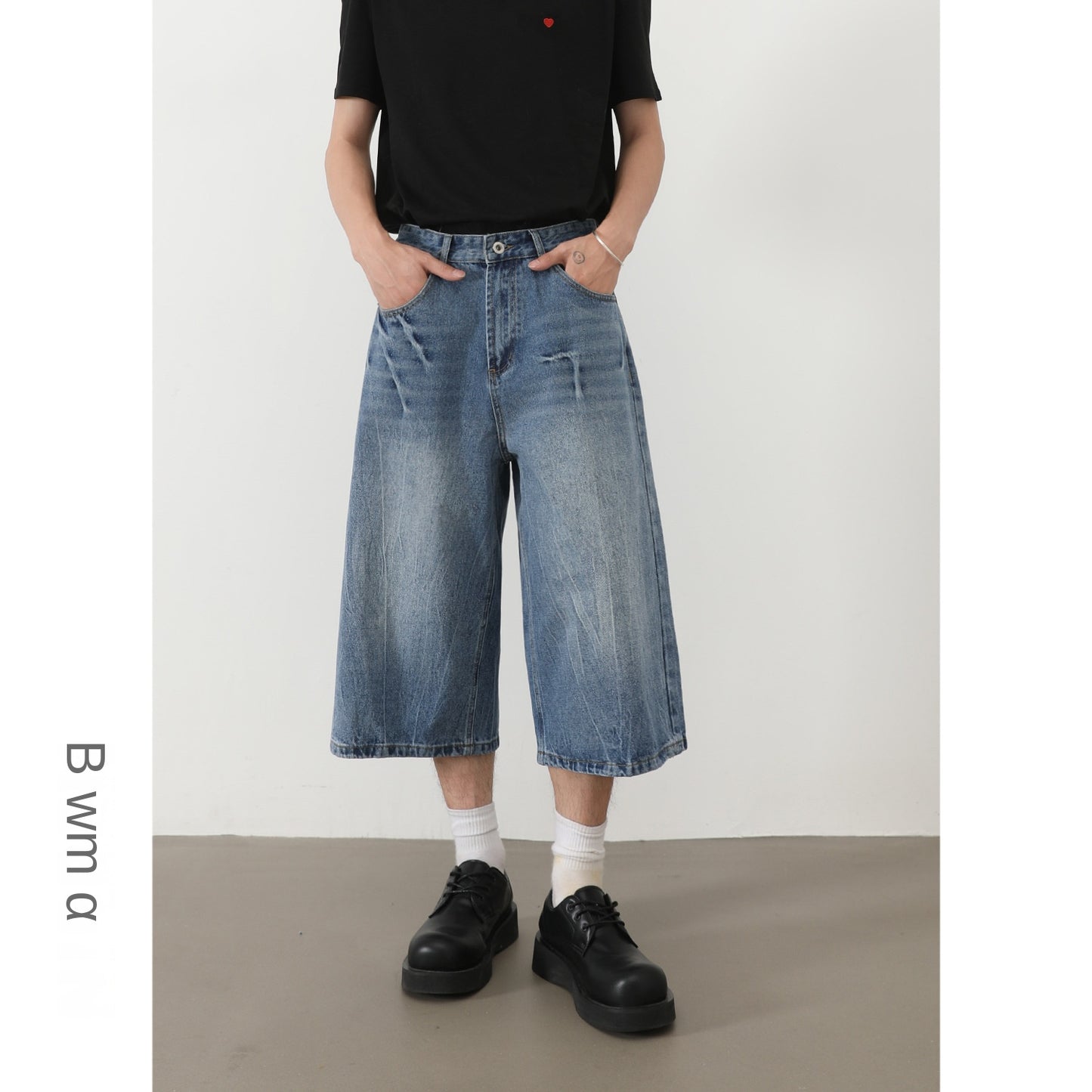 American Style Lightning Cracked Seven-Quarter Denim Pants for Men