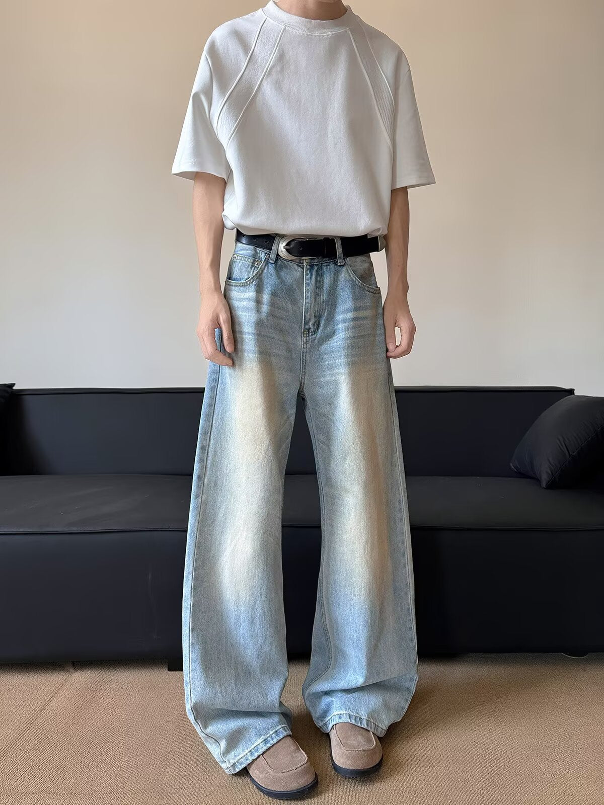 Vintage Curved Jeans with Wide Leg Silhouette and Long Drape