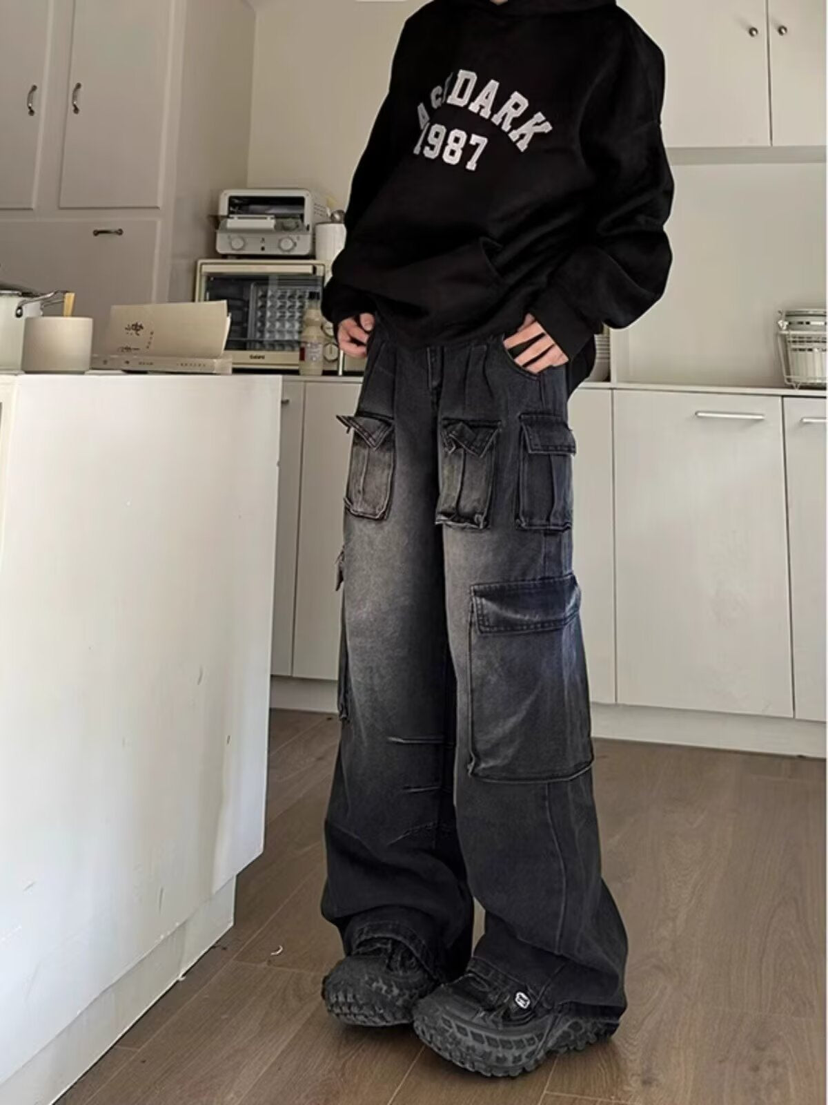 Spring and Autumn Multi Pocket Straight Leg Wide Leg Pants