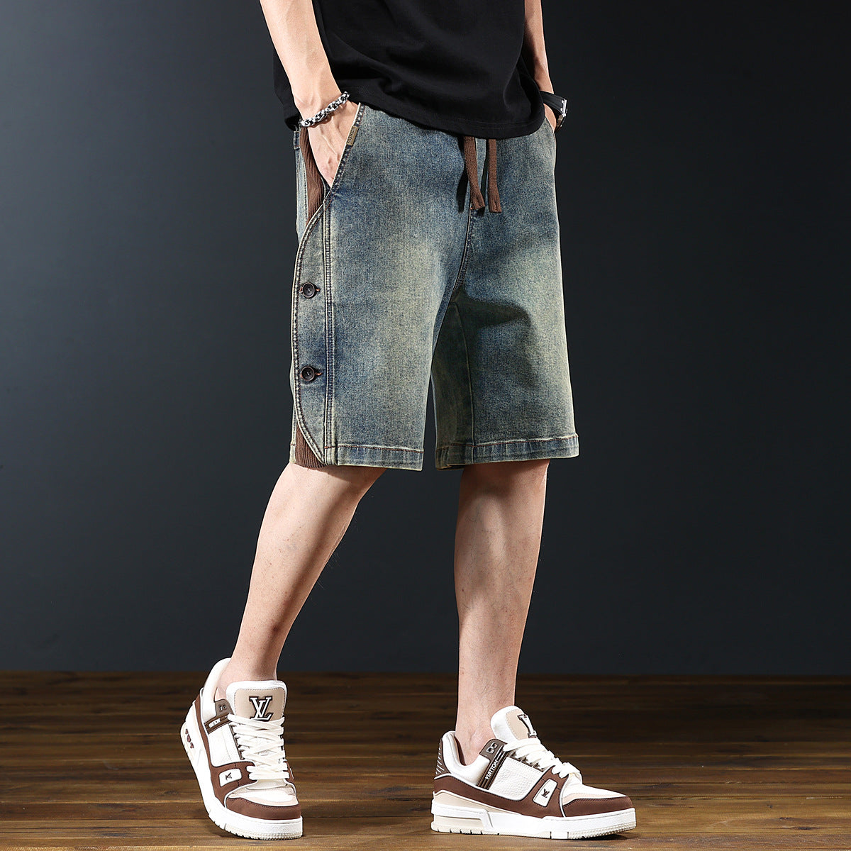 Loose Five Quarter Pants with Elastic Waist in Blue Denim